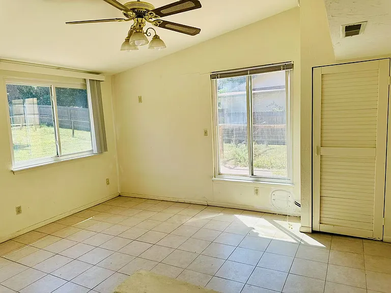 4625 N Enchanted Cir — Photo 19