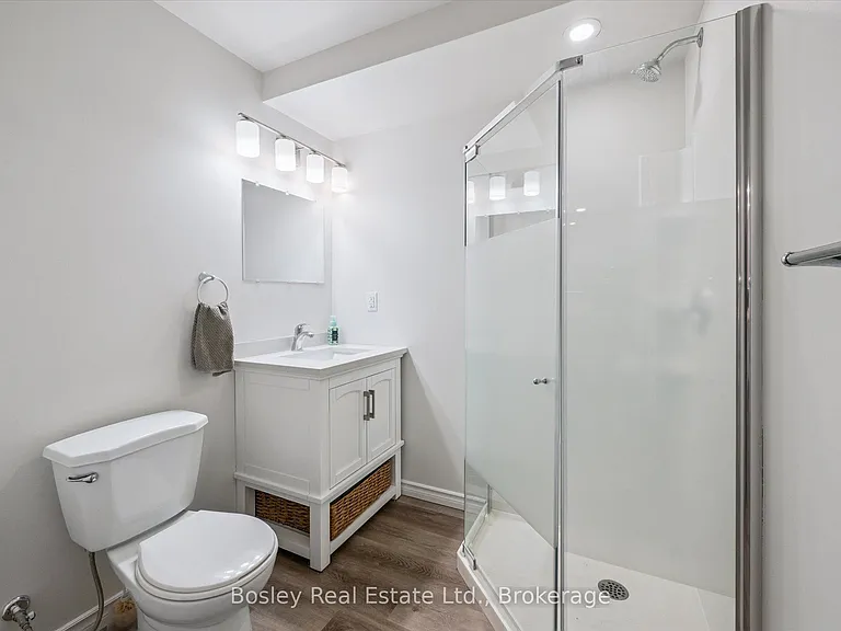 24 Menzie Ave #B — Photo 23