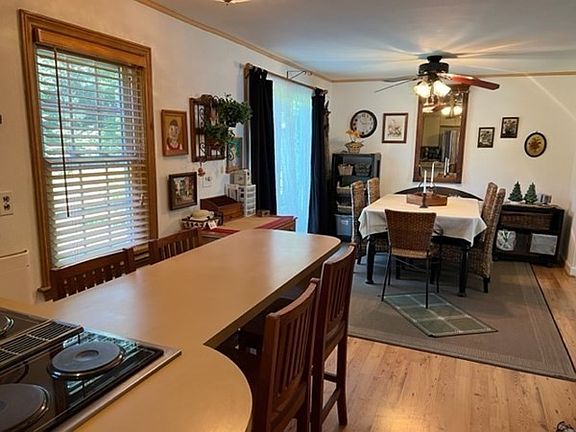 2nd image of 50 Lakewood Ter