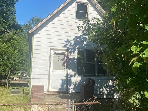 2nd image of 500 3rd St