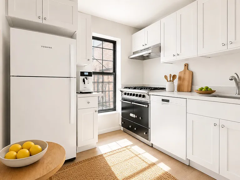 155 Montague St #2 — Photo 4