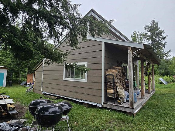 3rd image of Moyer Rd