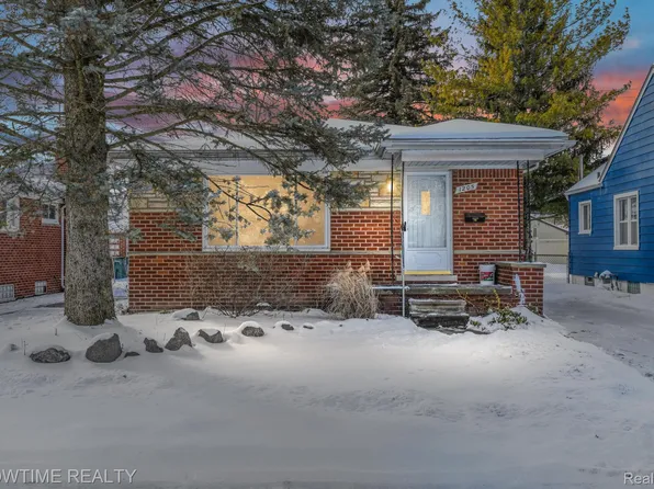 1205 West Blvd, Berkley, MI 48072