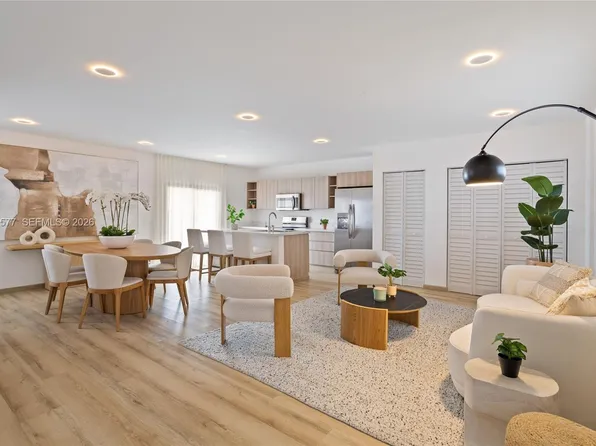 954 NW 8th St #2, Florida City, FL 33034