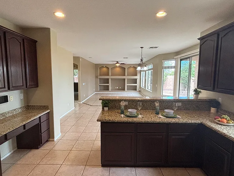 4918 W Melody Ln — Photo 9