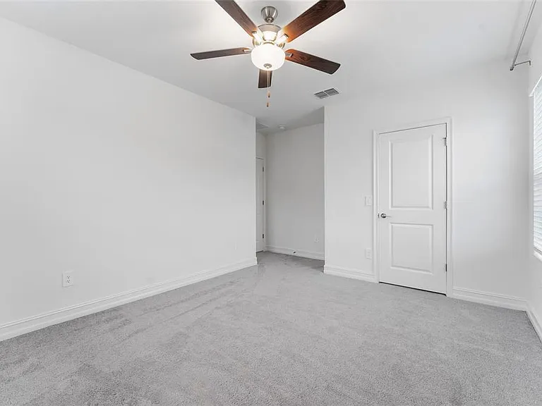18255 Serene Lake Loop — Photo 28