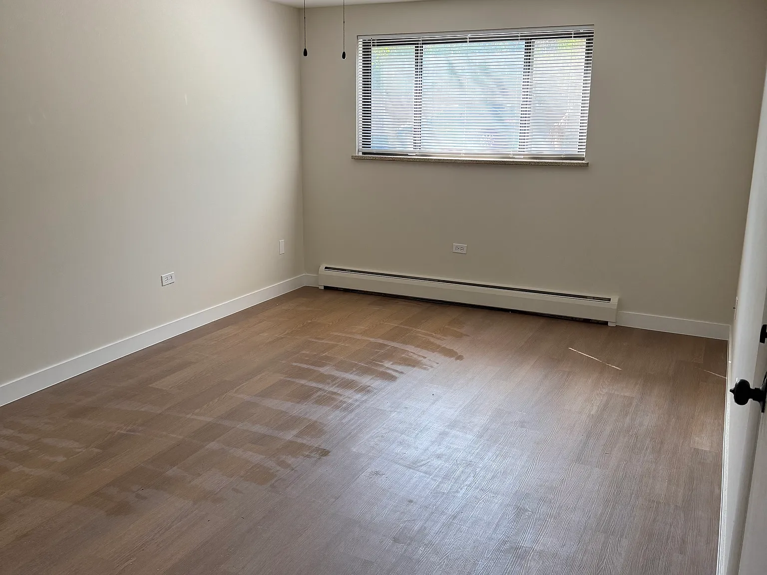 2 bed, 800 sqft, $1,850 — Photo 2