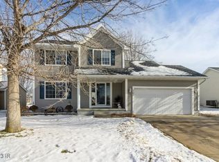 703 SE Woodbine Dr, Grimes, IA 50111