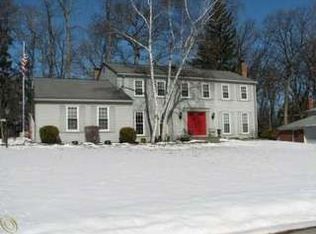 4815 Leesburg Dr, West Bloomfield, MI