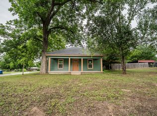 308 W Pine St, Winnsboro, TX 75494