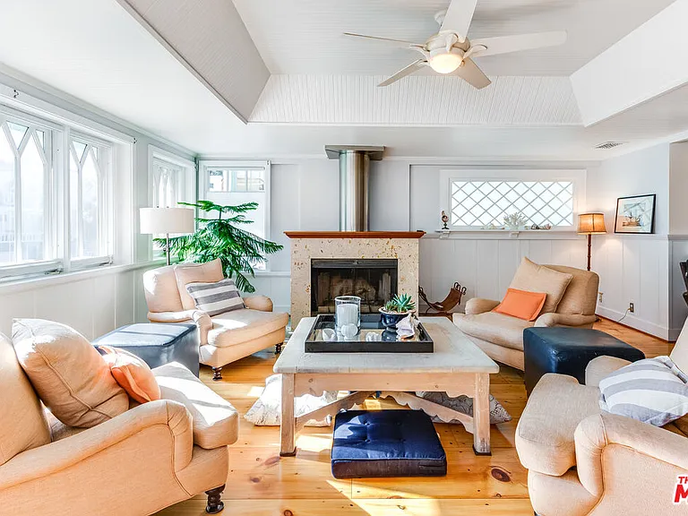 145 Hart Ave — Photo 4