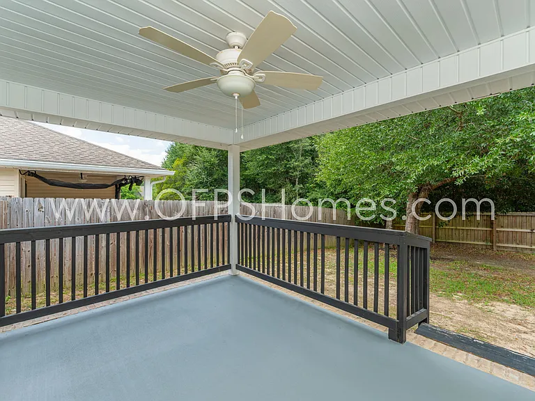 824 Valley Rd — Photo 28
