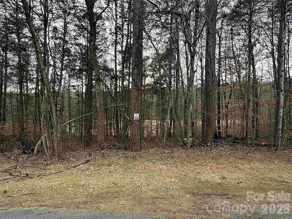 1st image of 352 Broken Arrow Dr