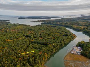 3 Slack Tide Ln, Freeport, ME 04032