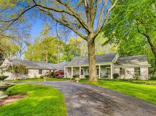 2671 Paddock Cir, Saint Joseph, MI 49085