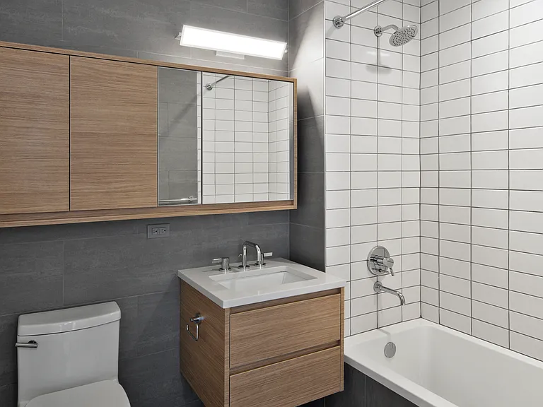 195 Clarkson Ave #5E — Photo 3