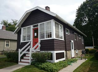 14 Pender St, West Roxbury, MA 02132