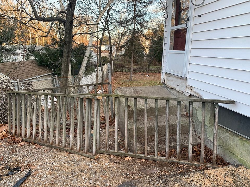 738 Piper Rd, West Springfield, MA 01089 Zillow