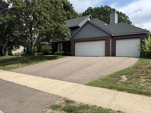 9083 Gould Rd, Eden Prairie, MN 55347