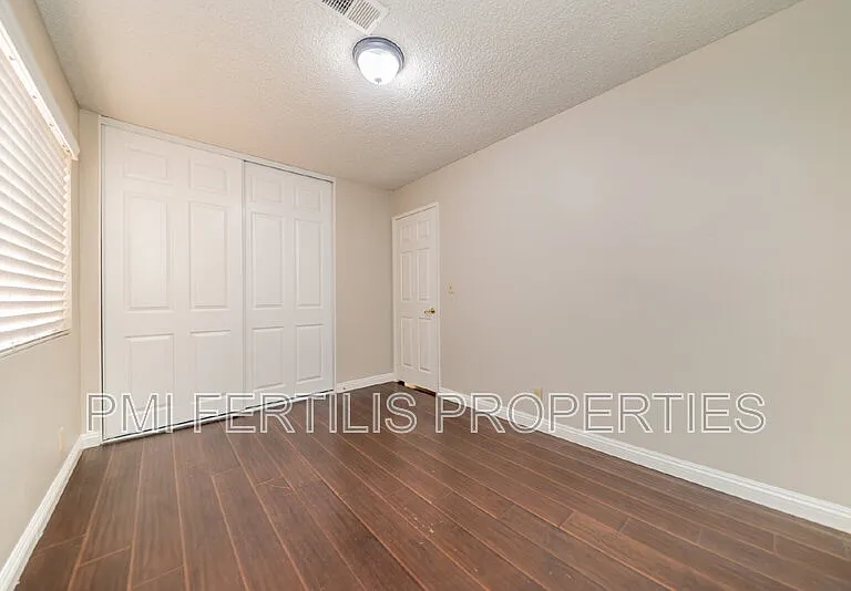 1229 Hibiscus St — Photo 25