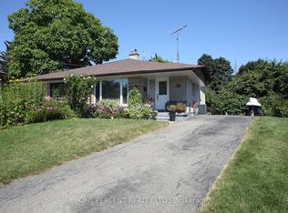 1543 Sandgate Cres, Mississauga, ON L5J2E3