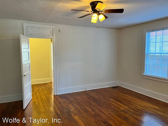 5th image of 410 Waccamaw Ave APT 1