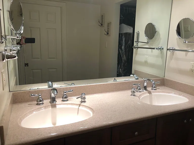 199 Cypress Ave — Photo 2