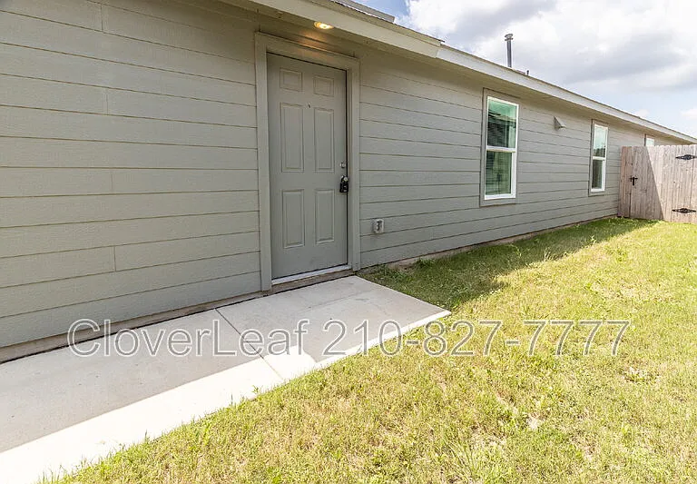 3833 Millbrook Way — Photo 4
