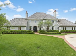 100 Rue Foret, Lake Forest, IL 60045