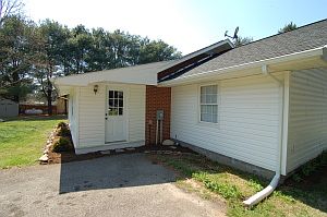 5th image of 86 Spottswood Ave S