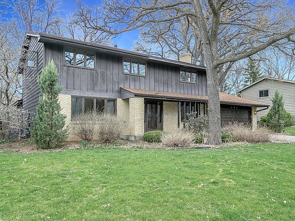 5th image of 804 Thoreau Dr