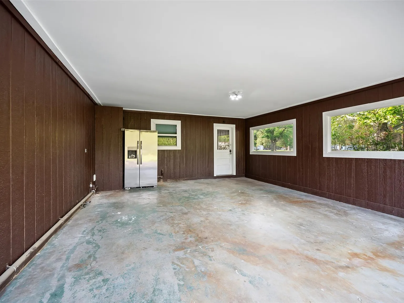 3 bed, 2.0 bath, 1700 sqft, $2,200 — Photo 3