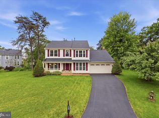 8065 Crimson Leaf Ct, Gainesville, VA 20155