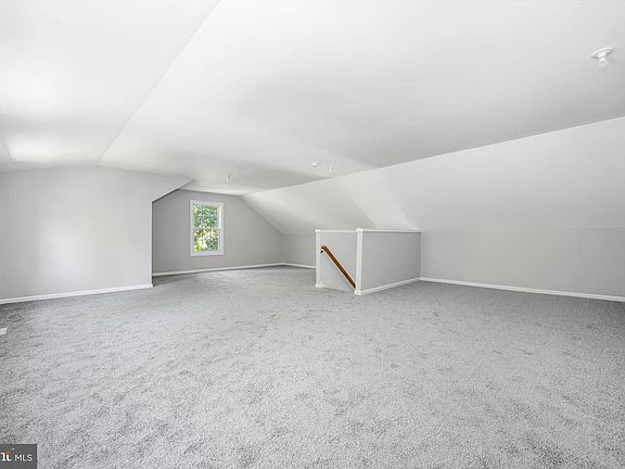 5th image of 1000 Chesapeake Dr