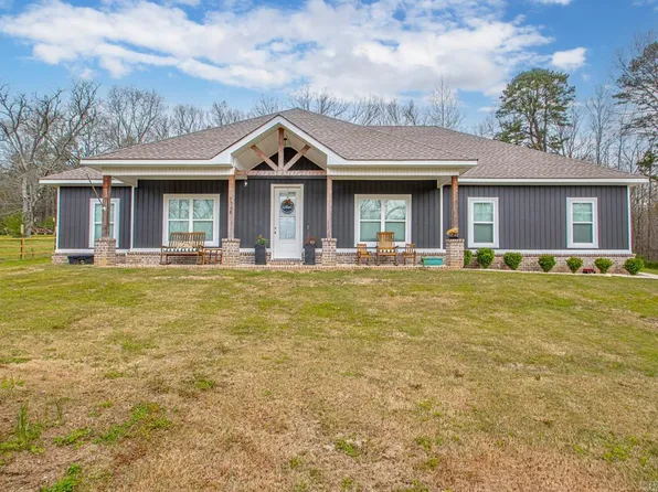 8348 Steel Bridge Rd, Benton, AR 72019