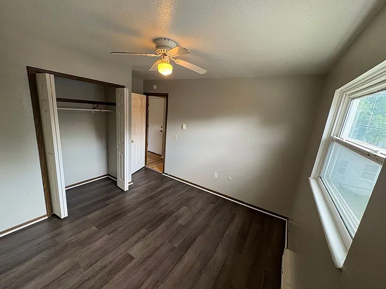 880 Wright Avenue — Photo 7