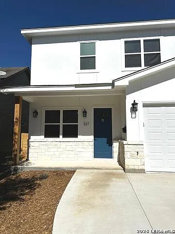3 bed, 2.5 bath, 1548 sqft, $2,400 — Photo 2