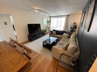 123 Sewall Ave APT 2I, Brookline, MA 02446