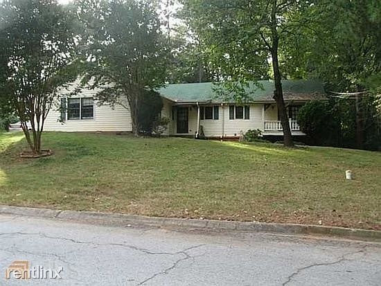 Stone Mountain 3 BD.