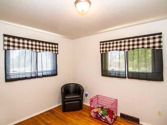 5th image of 7550 Lowell Blvd