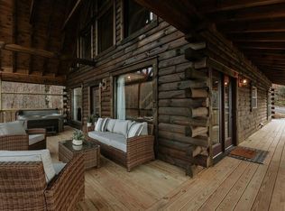2417 Paradise Falls Way, Sevierville, TN 37862