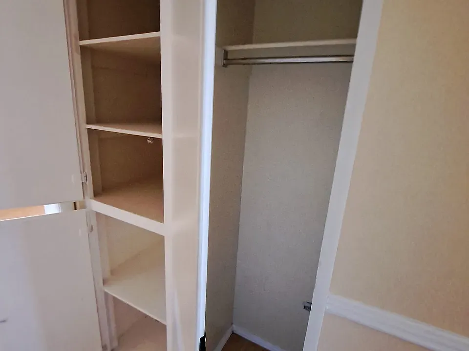 1 bed, 700 sqft, $985 — Photo 4