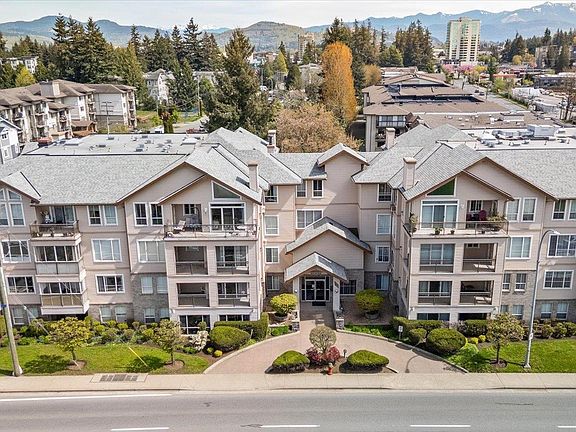2nd image of 2772 Clearbrook Rd #401