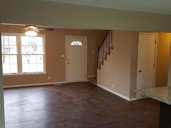 3rd image of 420 Bancroft Dr