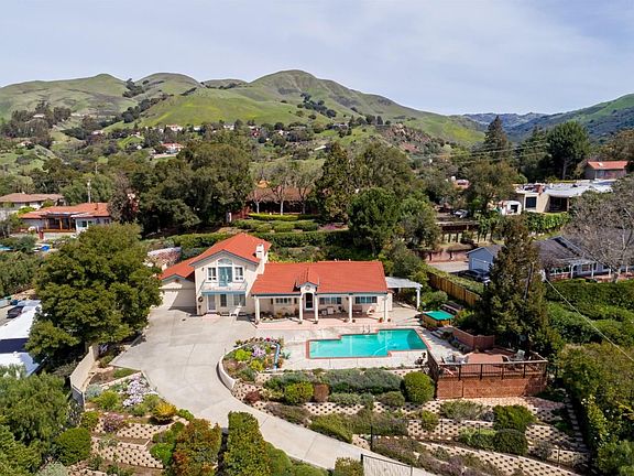 2nd image of 11325 Chula Vista Dr