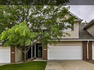 5727 NW 14th St, Lincoln, NE 68521