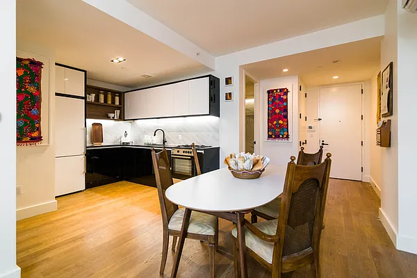 Rented by Nooklyn NYC LLC | media 48