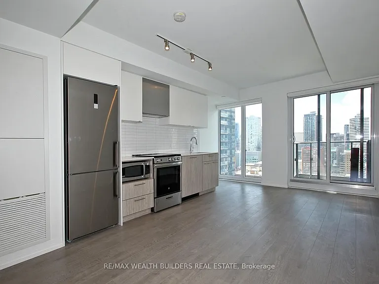 251 Jarvis St E #2107 — Photo 9