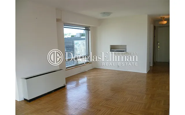 Rented by Douglas Elliman | media 13