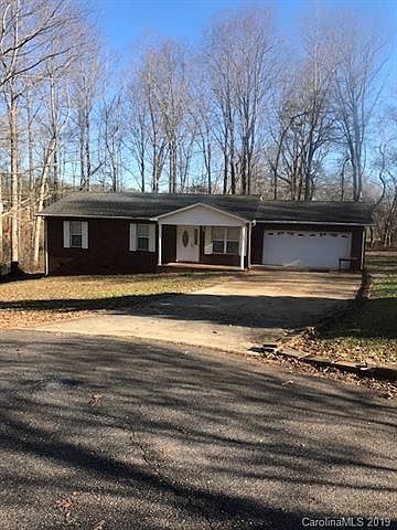 1st image of 118 Brook Run Ln